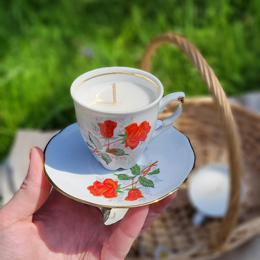 Bougie en tasse Lady Rose rouge